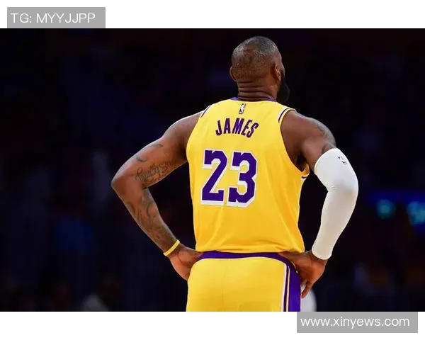 雷迪什：詹姆斯性格平易近人与队友关系亲密相处愉快